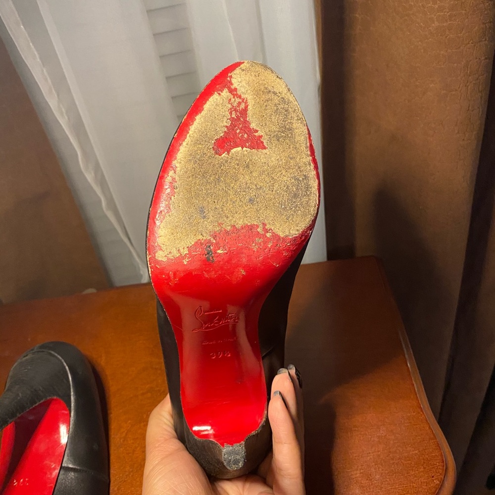 Christian Louboutin heels - Picture 5 of 9